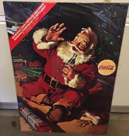 46101-1 € 10,00 coca cola reproductie poster kerstman bij trein 70x50cm